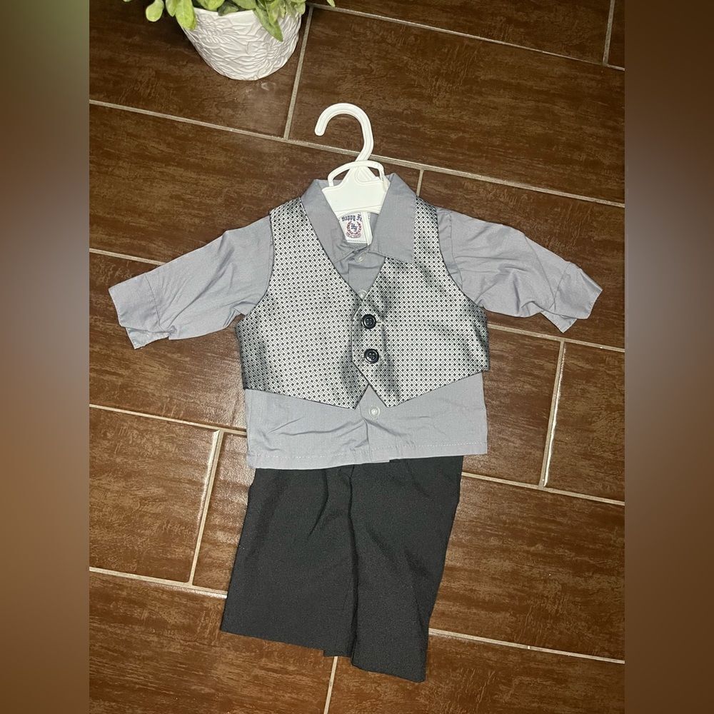 Happy Fella grey/black 3pc vest suit sz 3-6 months